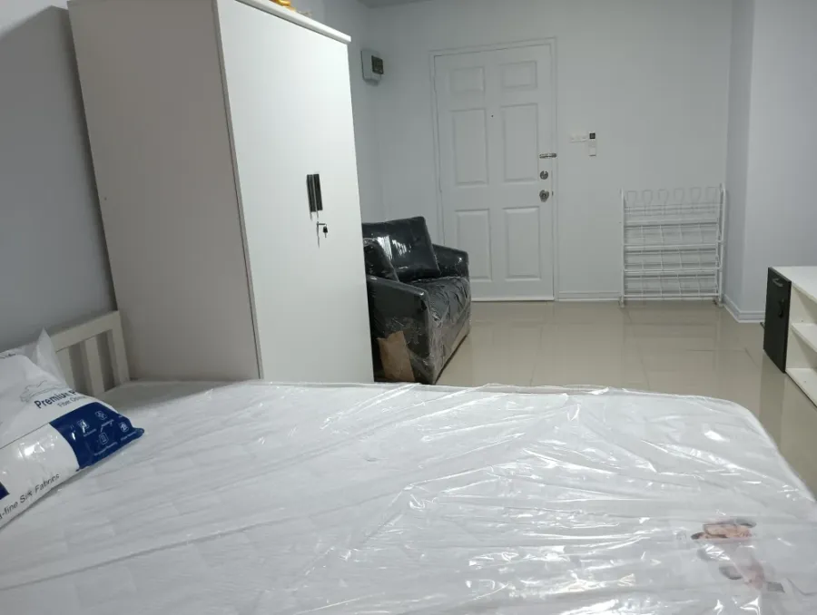 For sale: Lumpini Condotown Bodindecha-Ramkhamhaeng Studio room, fully furnished, don't miss out.