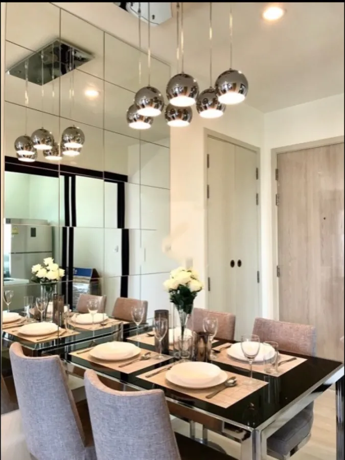 Condo for sale Life Asoke, 16th floor, clear view, cool north wind, beautiful room with furniture.