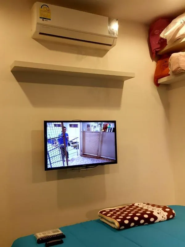 FOR RENT sell Ideo Sathon Thapra ห้องสวยพร้อมอยู่ เฟอร์แน่นมาก เครื่องใช้ไฟฟ้าจัดเต็ม ราคากันเอง เช่าเลย