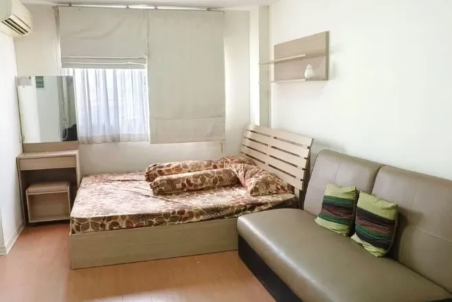 For rent: Lumpini Condo Town Rattanathibet, 5th floor, fully furnished room, ready to move in, reserve now, urgently.