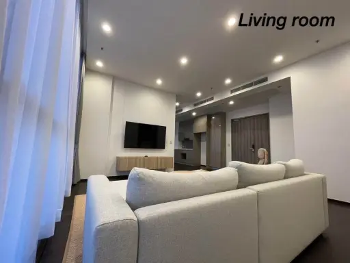 Condo for rent, Whizdom Essence Penthouse, lots of usable space. Suitable for large families, reserve quickly.