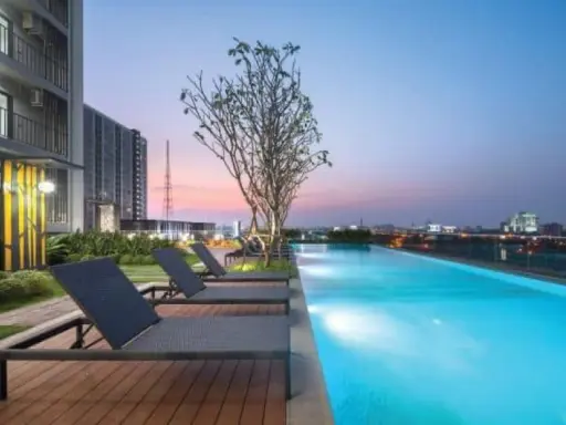 For rent, Rich Park Triple Station, size 28.6 sq.m., pool view, fully furnished, come first come first served.