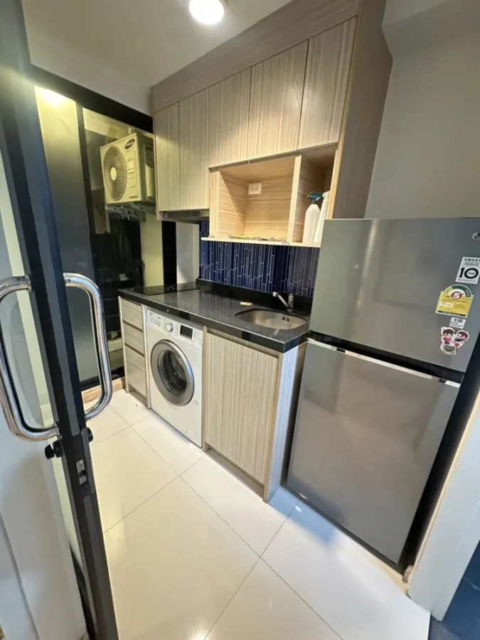 For rent: Chateau In Town Sukhumvit 62/1, 3rd floor, fully furnished, very livable. Book now!