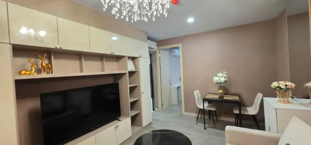ให้เช่า The Shade Sathorn 1 ชั้น 2 วิวสระว่ายน้ำ แต่งครบ น่าอยู่ สนใจจองเลย ด่วนๆ images