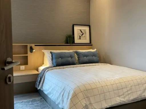 Condo for rent, Ideo Mobi Sukhumvit 66, nice decorated room. Full facilities, hurry to move in and reserve.