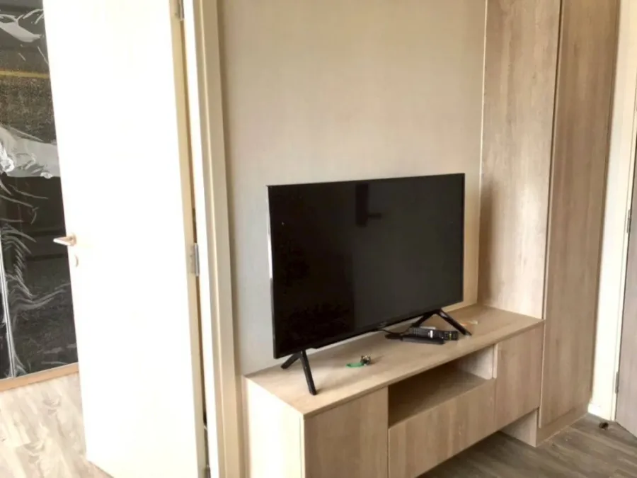 For sale or rent: IKON Sukhumvit 77, 3rd floor, fully furnished room, nice to live in, reserve now, don't wait, hurry!