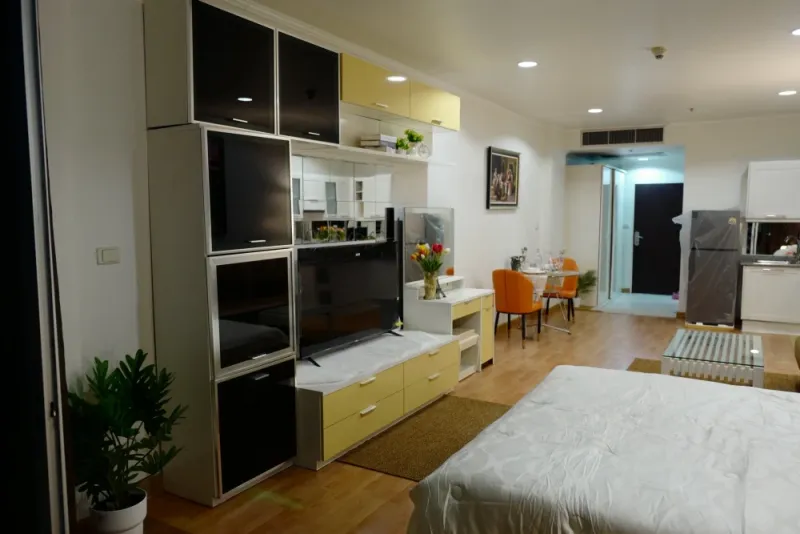 ให้เช่า The Platinum ชั้น 23 ห้องกว้างอยู่ สบาย มาพร้อมการตกแต่งที่ครบครัน จองเลย ด่วนๆ