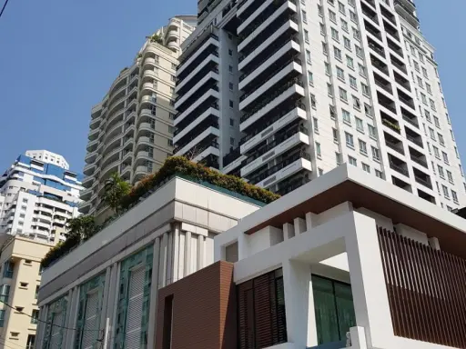 The Colony Sukhumvit 11