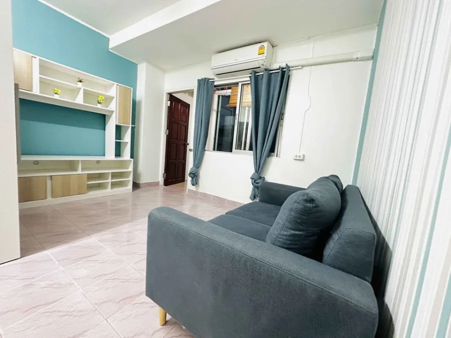 For sale, for rent, Ratchada Prestige Lat Phrao 48, pool view, STUDIO room, low price, easy on the wallet, reserve now.