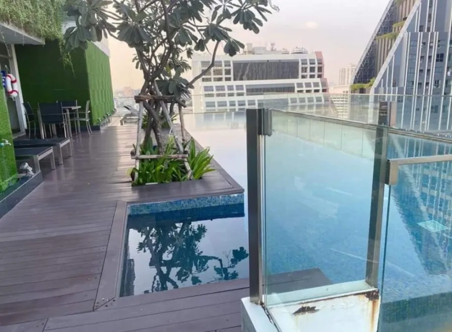 Condo for sale, Vertic Rama 4, ready to move in. Decorated in a simple style, very livable, fully furnished, end here in one place.