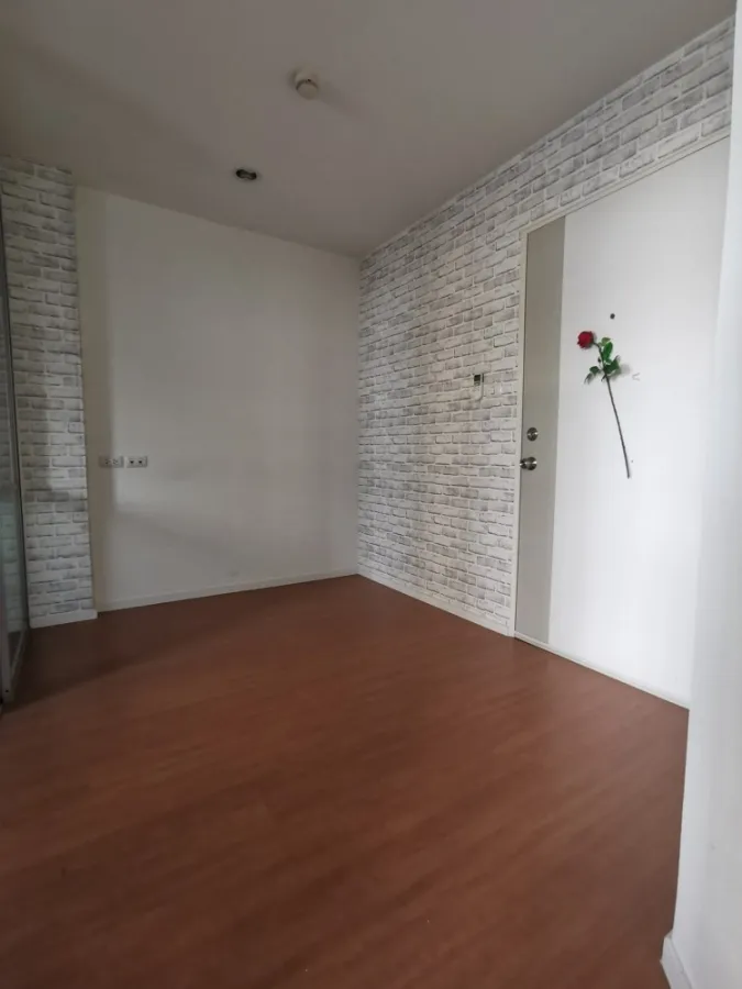 Selling Lumpini Condo Town Ramindra-Lat Pla Khao, corner room, garden view, good value for money, investment, don't miss it!