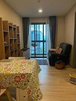 ให้เช่า Taka Haus เอกมัย 12 ห้องกว้างสุดๆ เฟอร์นิเจอร์ตกแต่งครบครัน ติดวอลเปเปอร์ทั้งห้อง จองเลย