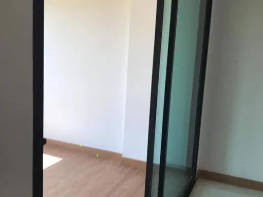 Condo for sale, B-Leaf Tiwanon, empty room, not too expensive. Room decorating lovers, you must not miss this.
