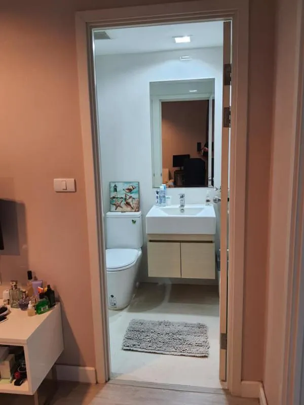 Condo for sale, Metro Luxe Kaset, corner room, wide balcony, no building blocking the view. And quiet, private, hurry up