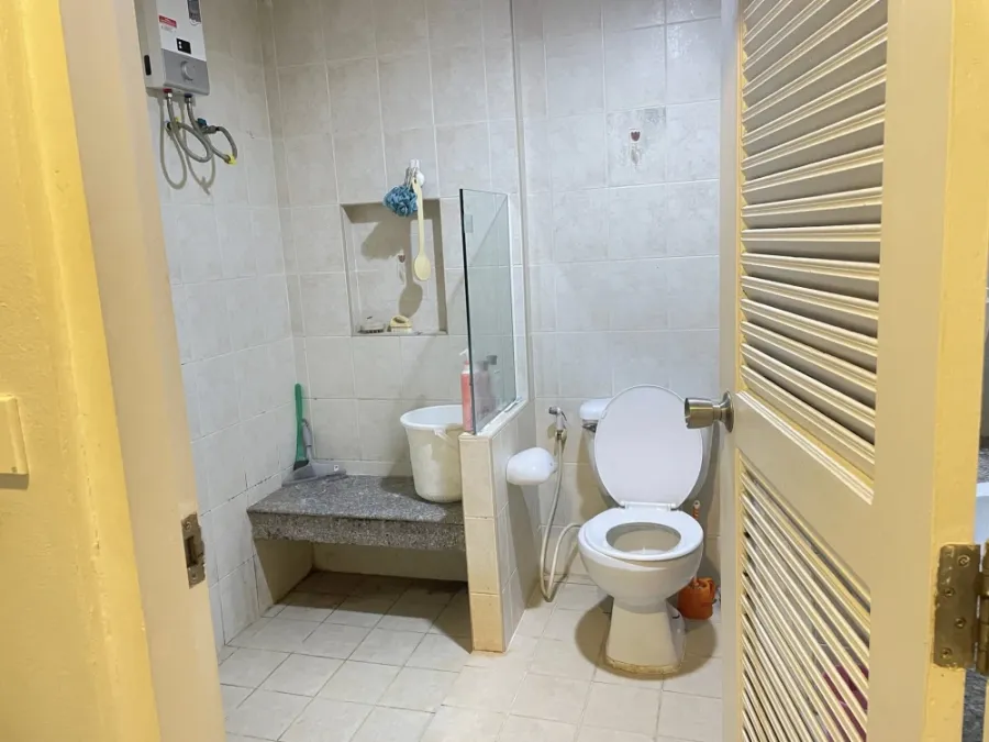 Sunshine Condominium for rent. Spacious and comfortable rooms at very affordable prices. Book now!