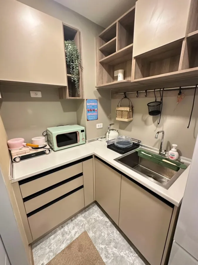 For rent: The Cube South Chaengwattana 15/1. A lovely, fully furnished unit. Book now!