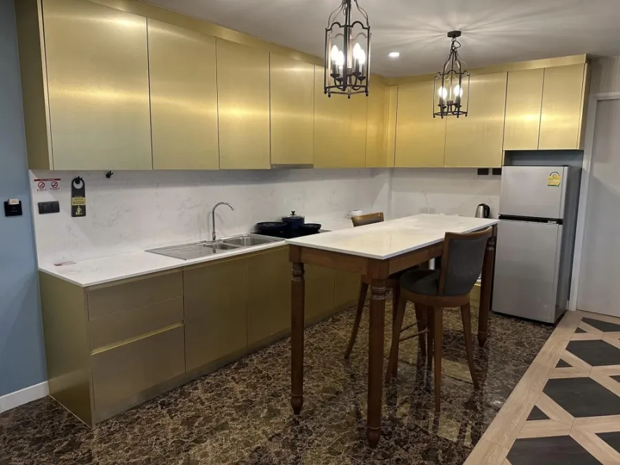 For sale: Espana Condo Resort Pattaya (Jomtien), large 2-bedroom room, pleasant green area view, very worth booking.