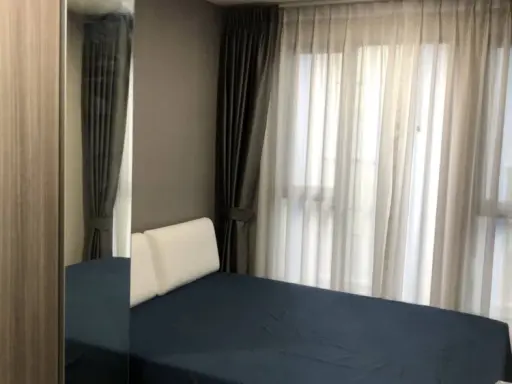 For rent: The Origin Ramintra 83 Station, a nice room, comes with furniture and complete facilities. Book now.