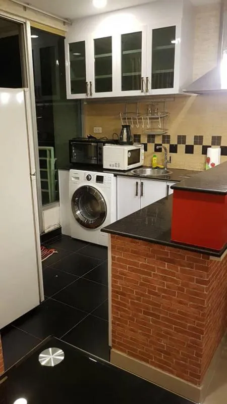 ให้เช่า noble house phayathai 2 bedrooms 1 bath living room and kitchen with the balcony.Size 70 sq.