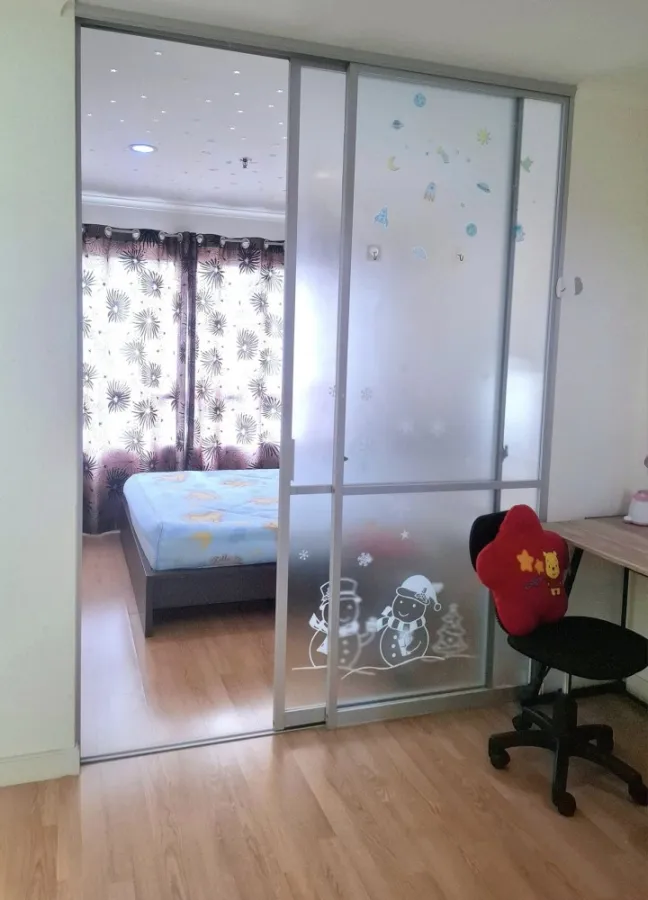 For sale, for rent, Lumpini Park Pinklao, high floor, separate room, city view, fully furnished, don't miss it.