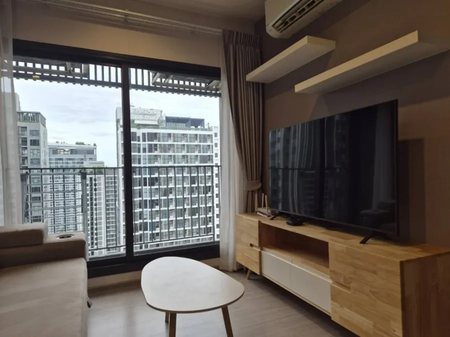 ให้เช่า Life Asoke Hype ห้องน่าอยู่ ในทำเลดี มาพร้อมเฟอร์นิเจอร์ครบครัน พลาดแล้วจะเสียใจ