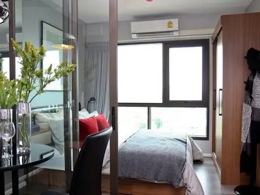 Selling The Stage, Taopoon Interchange, nice room, well proportioned, bright color tone, cute price, hurry up to reserve it.