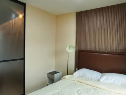 For rent: iCondo Green Space Sukhumvit 77 Phase 2, near the fire escape, easy access, receives gentle morning sun. Don't miss out!