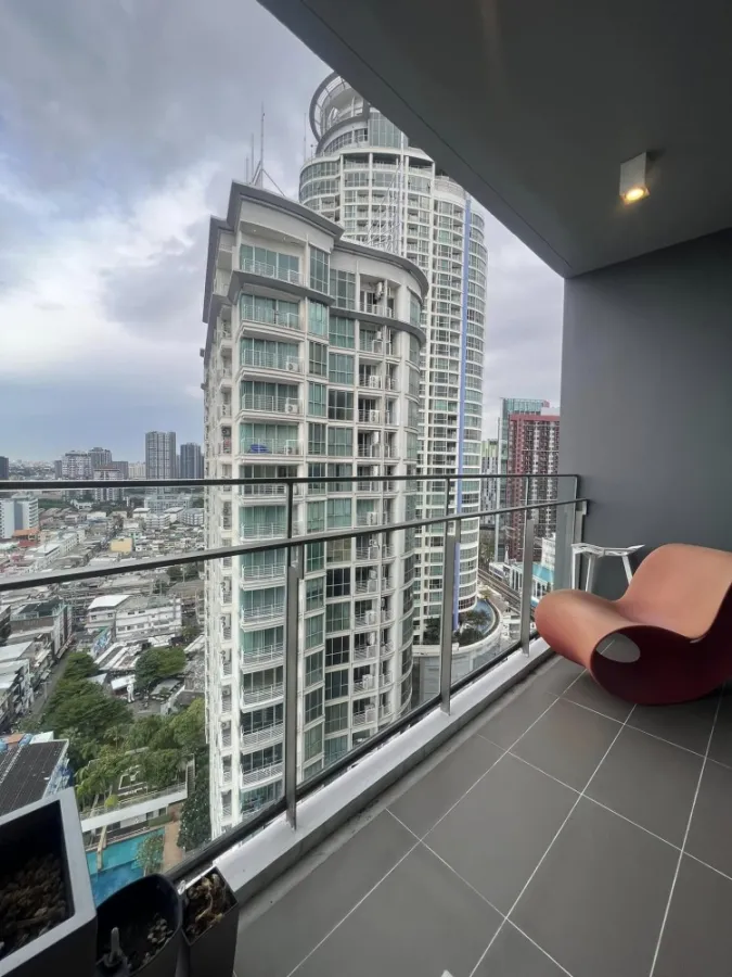 ให้เช่า คอนโด the room สุขุมวิท 69 ห้องใหญ่ พื้นที่ใช้สอยเยอะ พร้อมเฟอร์ครบ สนใจรีบมาจับจองเลย