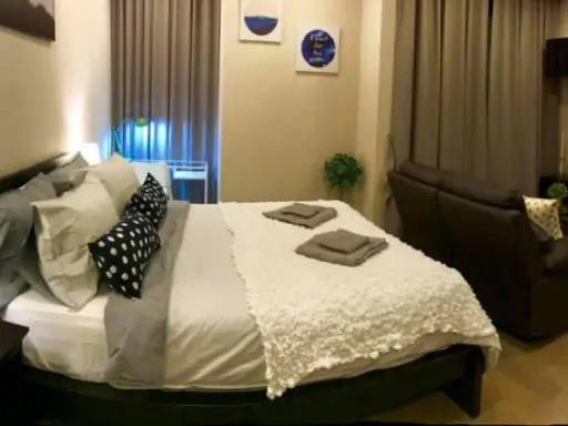 Urgent for rent !! Ashton Asoke condo, luxury project, near BTS in the city center, ready to move in, can't miss it !!