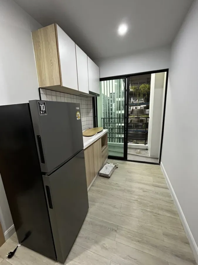 V Condo Salaya for rent. Spacious and comfortable room, fully furnished, affordable price. Book now!