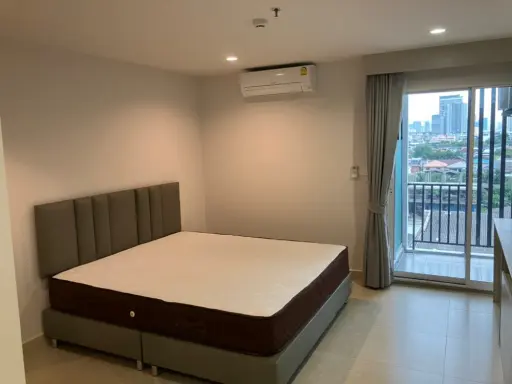 Condo for sale, Regent Home Bangson, Phase 2, spacious combo room, fully built-in furniture I can't reserve this minute.