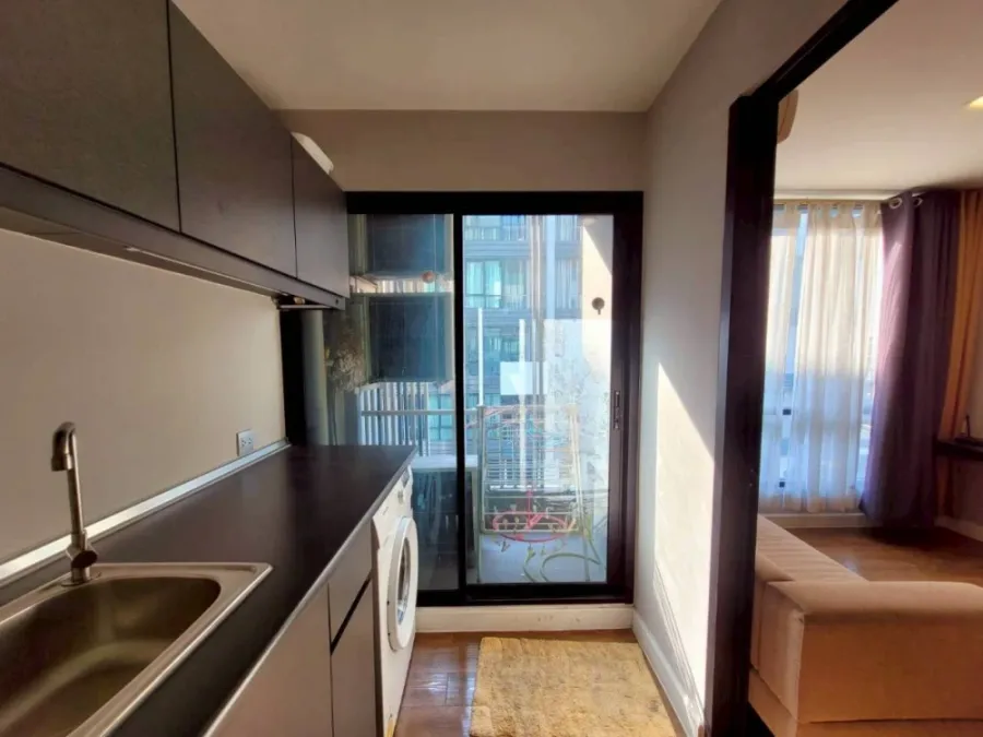 Urgent sale! Esta Bliss Ramintra, ready-to-move-in unit with complete amenities. Reserve yours today!