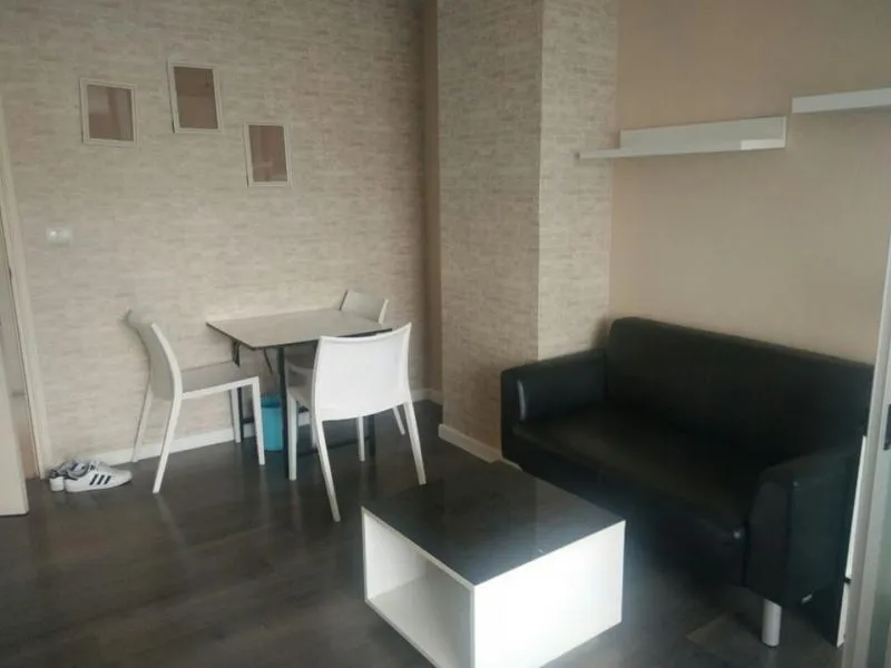 For rent, Dcondo Rangsit, Phase 1, 1 bedroom, 1 bathroom, corner room, beautiful view, fully furnished, ready to drag your bags in.