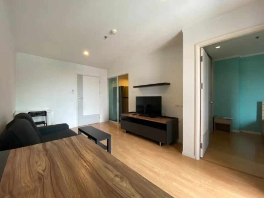 Urgent for rent !! Condo Lumpini Place Srinakarin - Huamark Station, good location, near shopping centers, book now !!