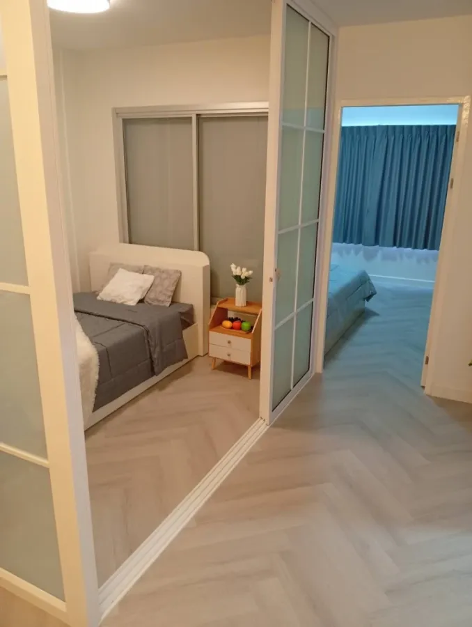 Urgent sale!! The Seasons Srinakarin, 5th floor, Building A, a condo in a good location, ready to move in. You will regret not booking!!