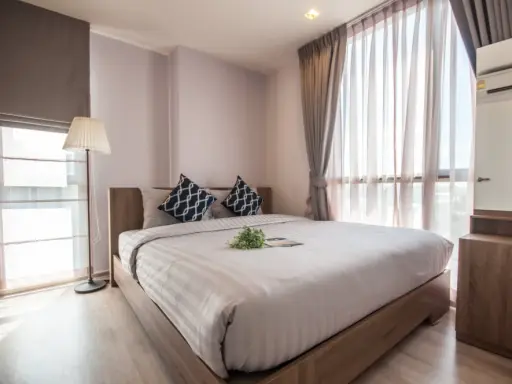 For rent: Chambers Chaan Ladprao-Wanghin, corner room, not crowded, lots of usable space, nice wallpaper, reserve now!