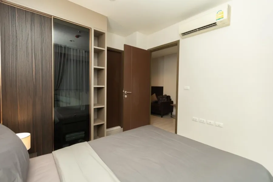 ให้เช่า คอนโด Rhythm Asoke ห้องน่าอยู่ สไตล์โมเดิร์น บิ้วอินเฟอร์โทนสีเข้ม ราคาปัง ห้ามพลาดเลยจ้า