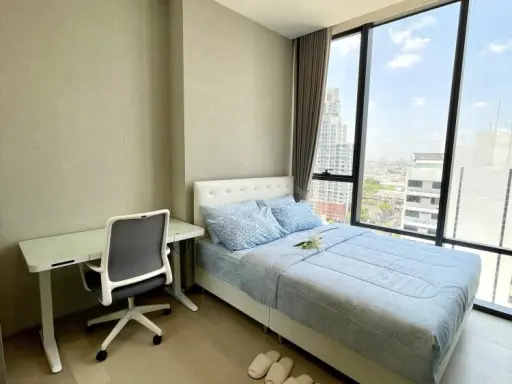 For rent The extro phayathai-rangnam The room is beautifully decorated and nice to live in. With a big screen TV, movie lovers can't miss it. Book now
