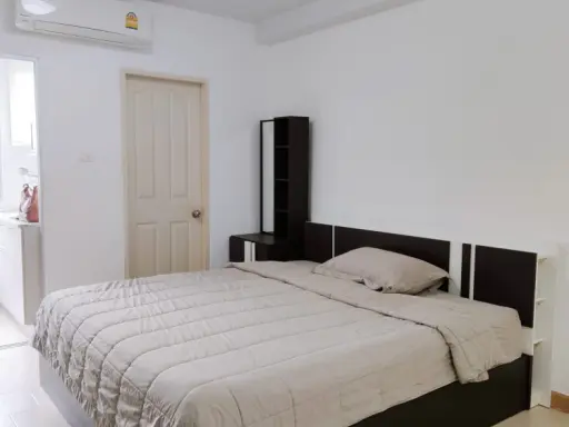 For Rent City Home Ratchada-Pinklao (Charansanitwong 95/1) Nice room, fully furnished. If interested, reserve now.