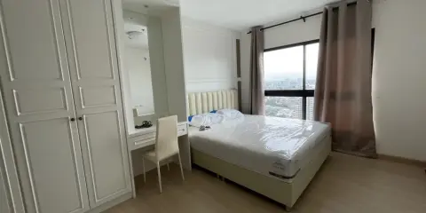 ให้เช่า Supalai Loft สถานีตลาดพลู ห้องอยู่ชั้น 32 พื้นที่ในห้องกว้างมาก ช้าหมดอดนะจ๊ะ