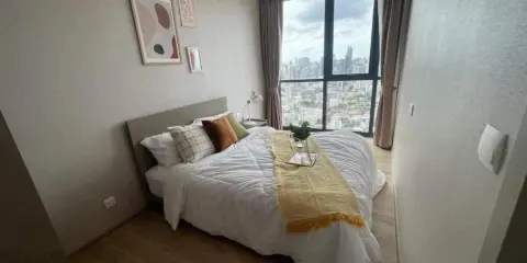 ให้เช่า Oka Haus สุขุมวิท 36 ชั้น 42 ชั้นสูง วิวเมืองสวยงามไม่มีสิ่งกีดขวาง เฟอร์นิเจอร์ครบครัน สนใจจองเลย