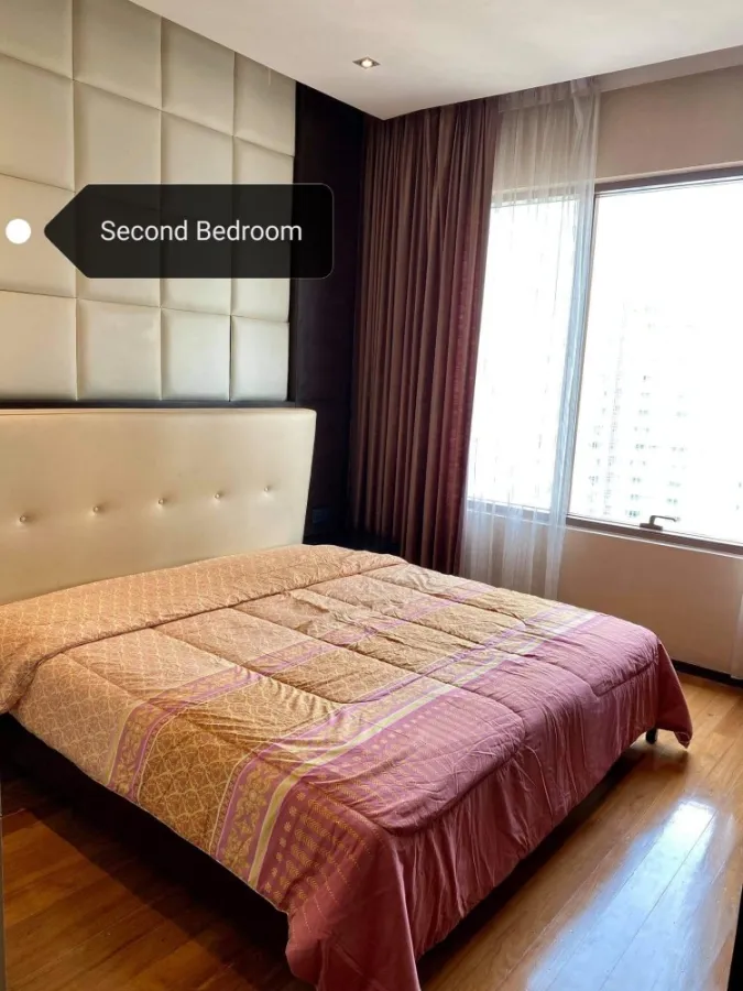ให้เช่า The Emporio Place ชั้น 25 ห้องกว้างขวาง ตกแต่งอย่างดี Buit-In ทั้งห้อง รีบจับจองเลยจ้า
