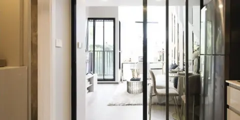 ขายดาวน์คอนโด Soho Bangkok Ratchada รัชดา-ห้วยขวาง ห้องDuplux High Ceiling ราคาดี รีบมาจับจองเลย