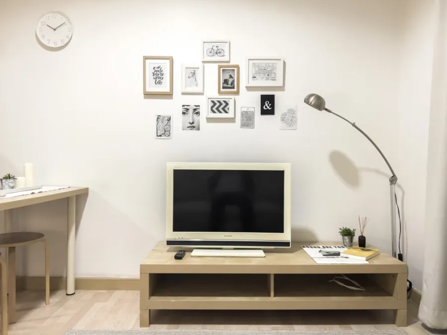 Condo for rent at Heritage Sukhumvit. White-toned room, comfortable and budget-friendly. Everything you need is here. You definitely need to book!