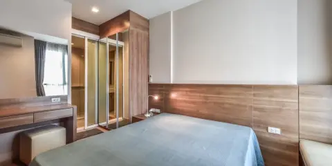 ให้เช่า Rhythm Sathorn 1 ห้องนอน 1 ห้องน้ำ ตกแต่งมีสไตล์ มาพร้อมเฟอร์นิเจอร์ครบครัน ดีแบบนี้จะรออะไร