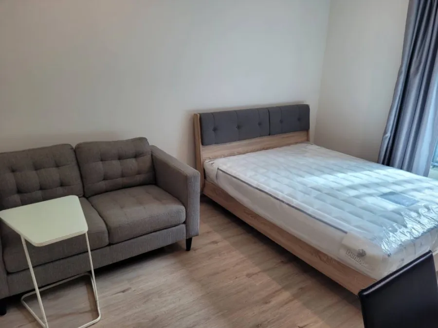 Urgent sale!! Condo Ideo Q Chula-Samyan, garden view, beautiful room, good price. Convenient transportation, close to the BTS, hurry and reserve now!!