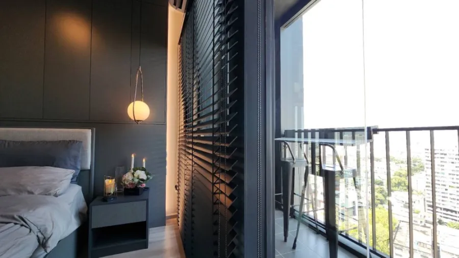 For rent/sale Condo IDEO Ratchada-Sutthisan, 21st floor, room facing north, room is a single corridor, very private, buy now.