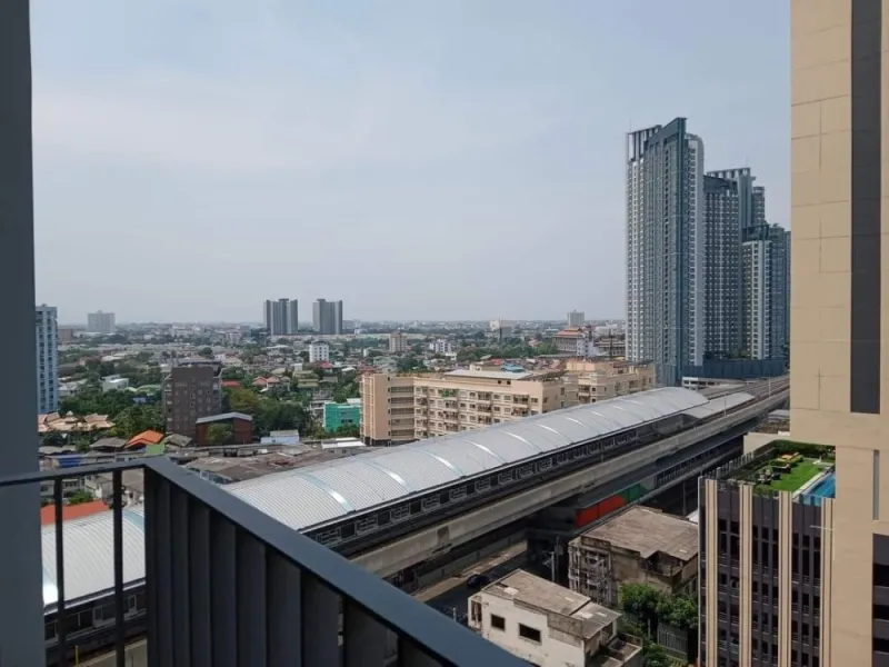 ขาย คอนโด แอมเบอร์ บาย อีสเทิร์นสตาร์ ชั้นสูง ได้วิวดี ราคาอย่างโดน มาเป็นเจ้าของเลยจ้า อย่ารอช้า