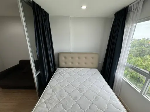 Condo for sale Lumpini Ville On Nut-Pattanakarn The rooms are well separated and divided into zones perfectly. Hurry and reserve now.