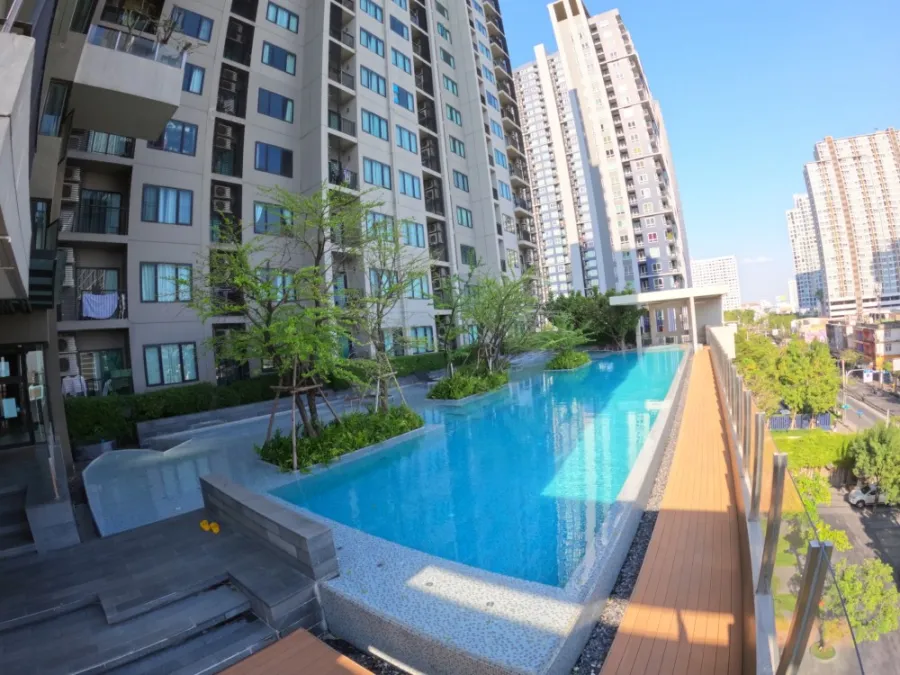 ขาย ให้เช่า!! คอนโด บลอคส์ 77 ชั้น 21 วิวเมืองแจ่มๆ เฟอร์นิเจอร์ครบครัน ดีแบบนี้ห้ามพลาด!!